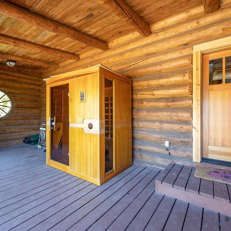 Rowland Log Cabin Home Lyle Ngoại thất bức ảnh