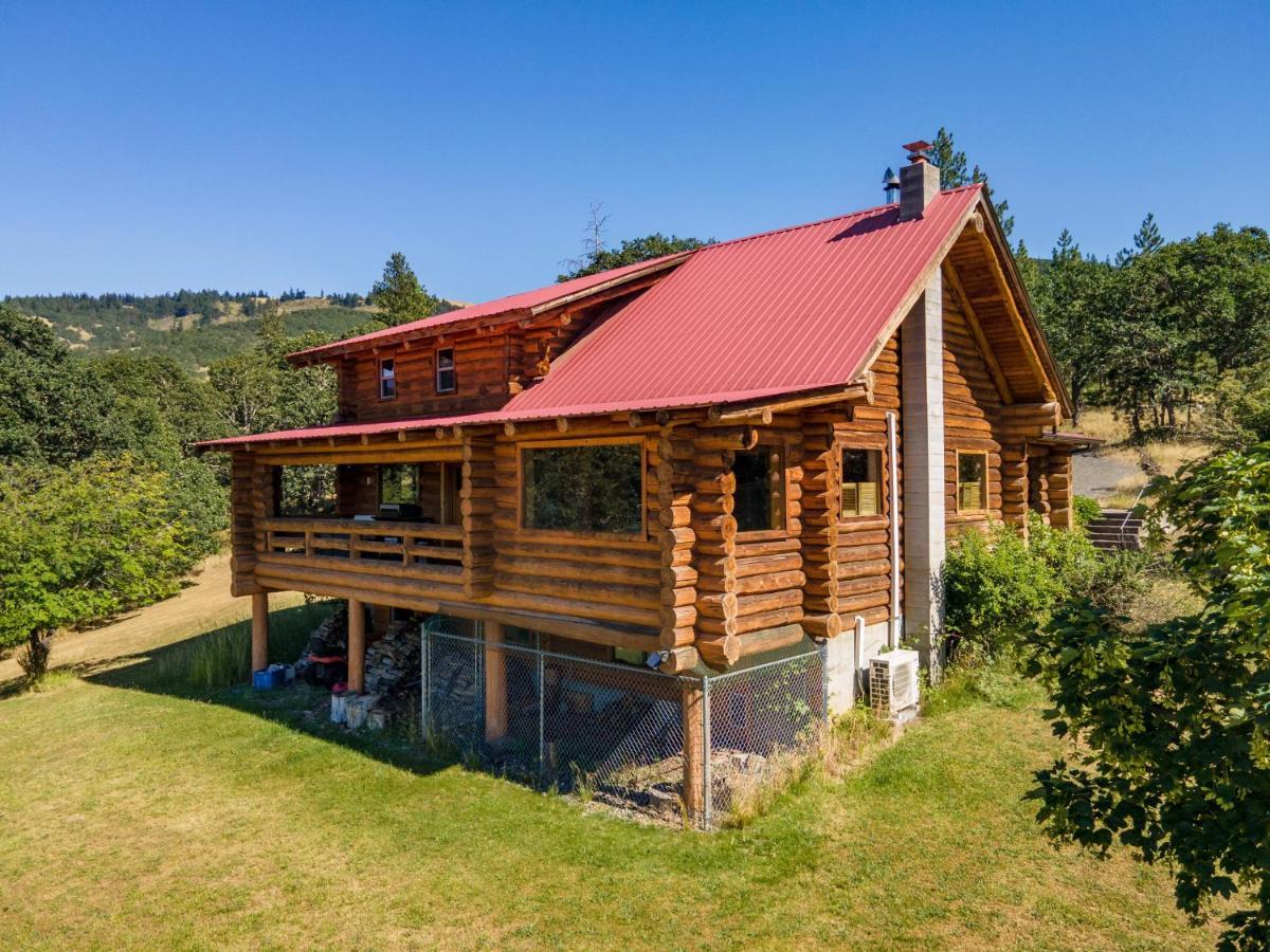 Rowland Log Cabin Home Lyle Ngoại thất bức ảnh